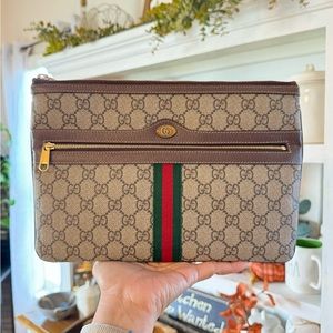 🌸SOLD🌸Gucci Ophidia Clutch Pouch